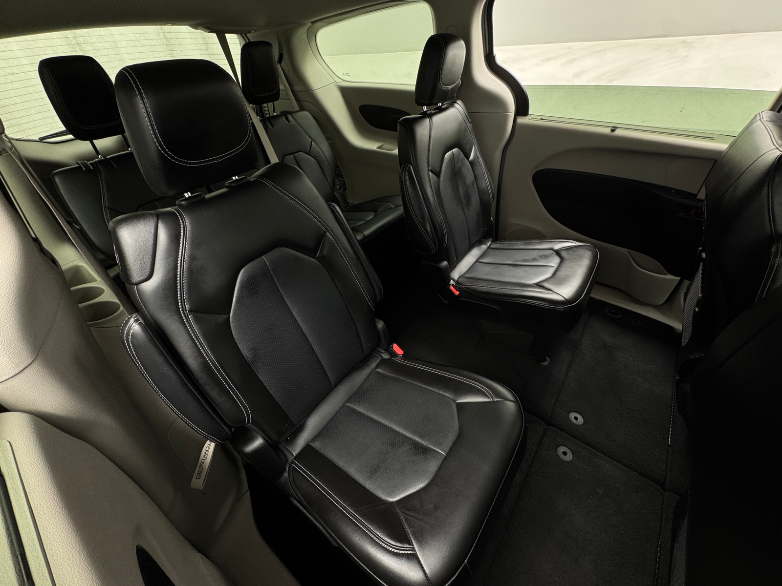 Thumbnail: 2024 Chrysler Pacifica - 5