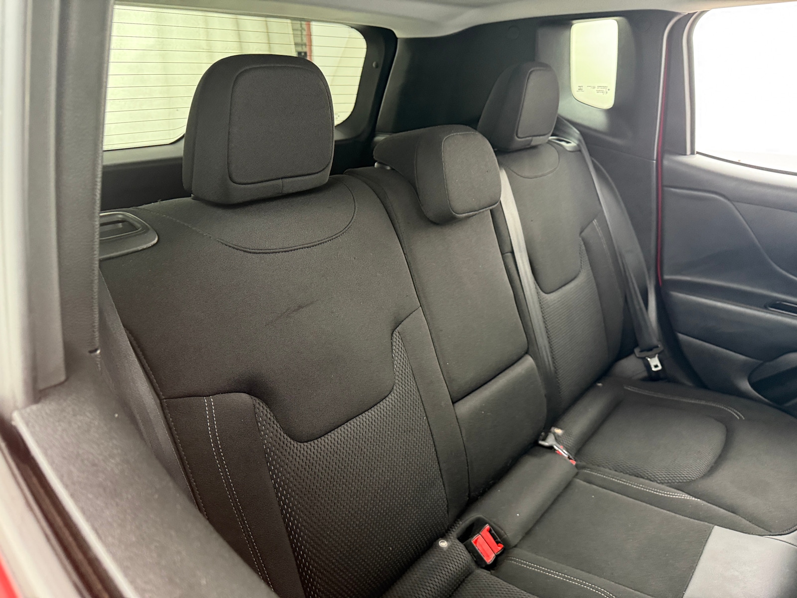 Thumbnail: 2022 Jeep Renegade - 6