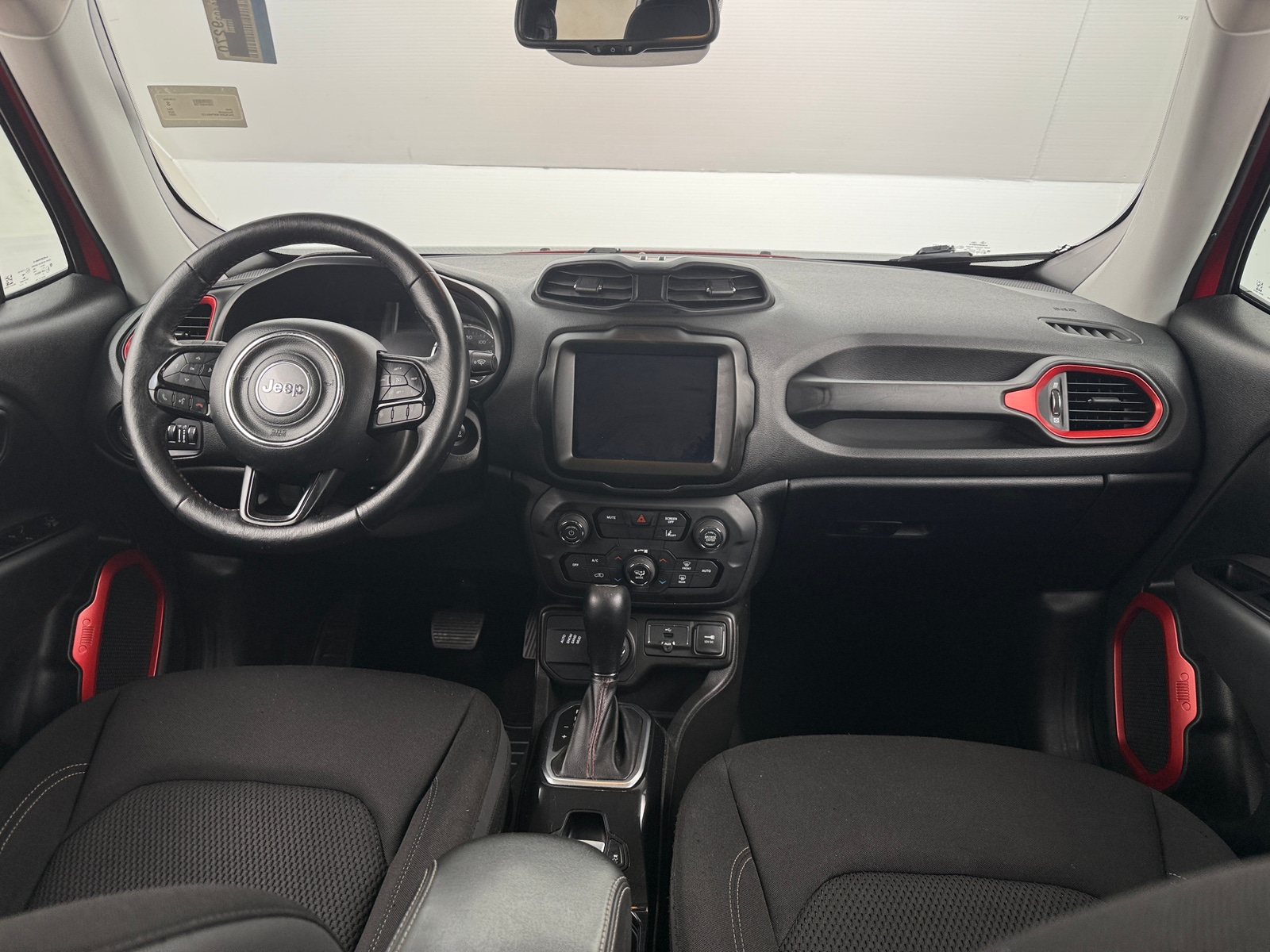 Thumbnail: 2022 Jeep Renegade - 3