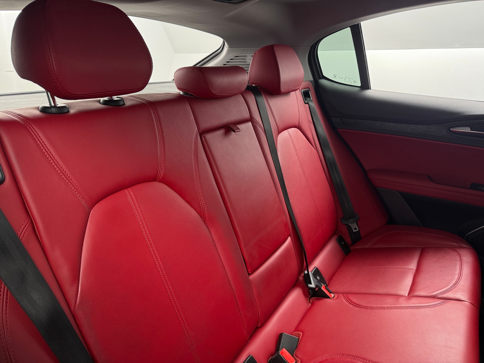 Thumbnail: 2020 Alfa Romeo Stelvio - 5