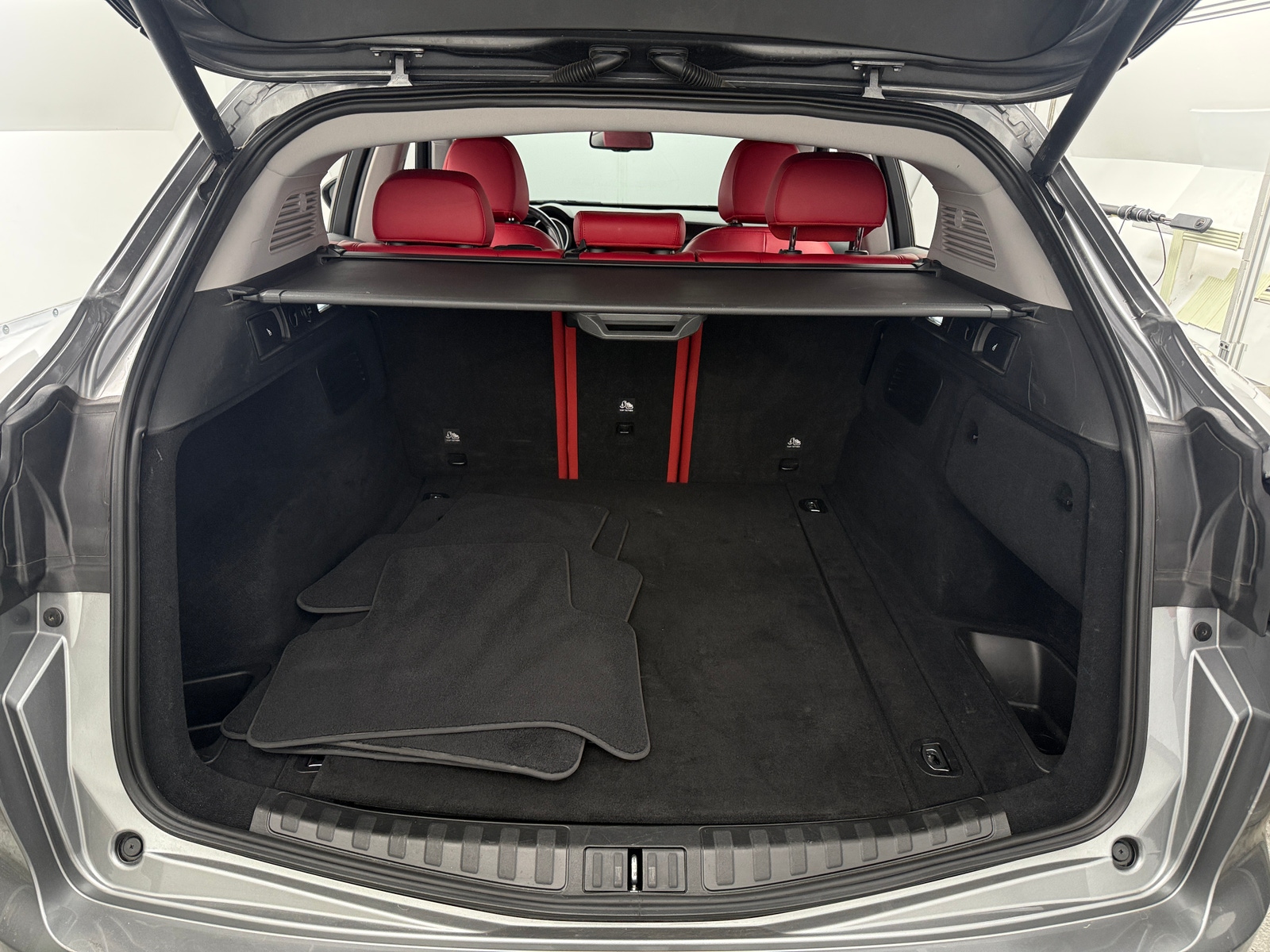 Thumbnail: 2020 Alfa Romeo Stelvio - 6