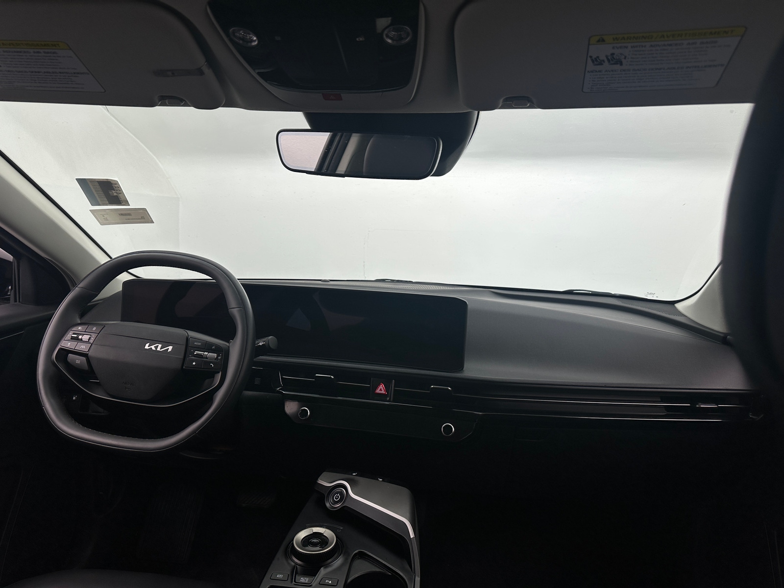 Thumbnail: 2025 Kia EV6 - 3