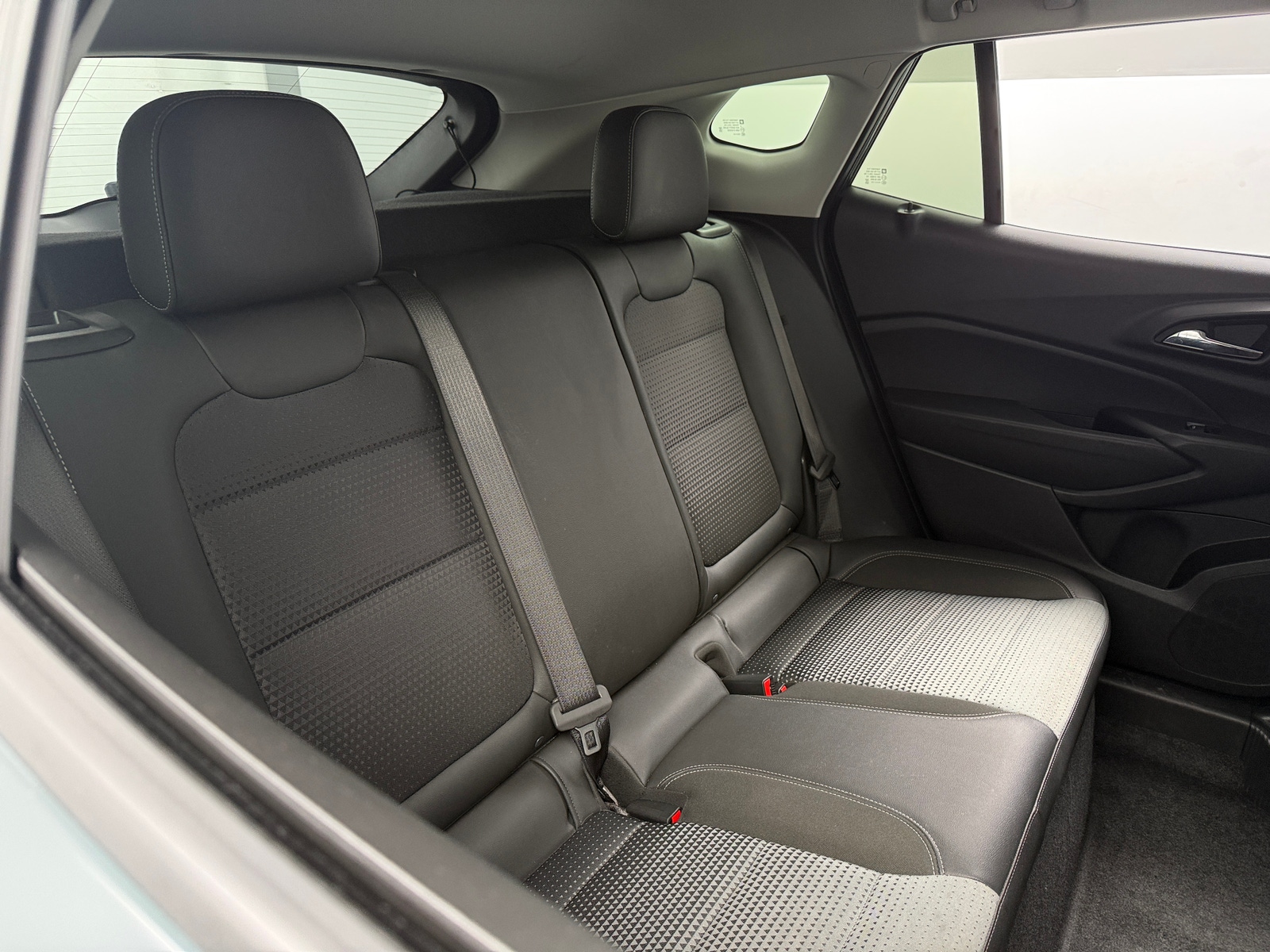 Thumbnail: 2025 Chevrolet Trax - 6