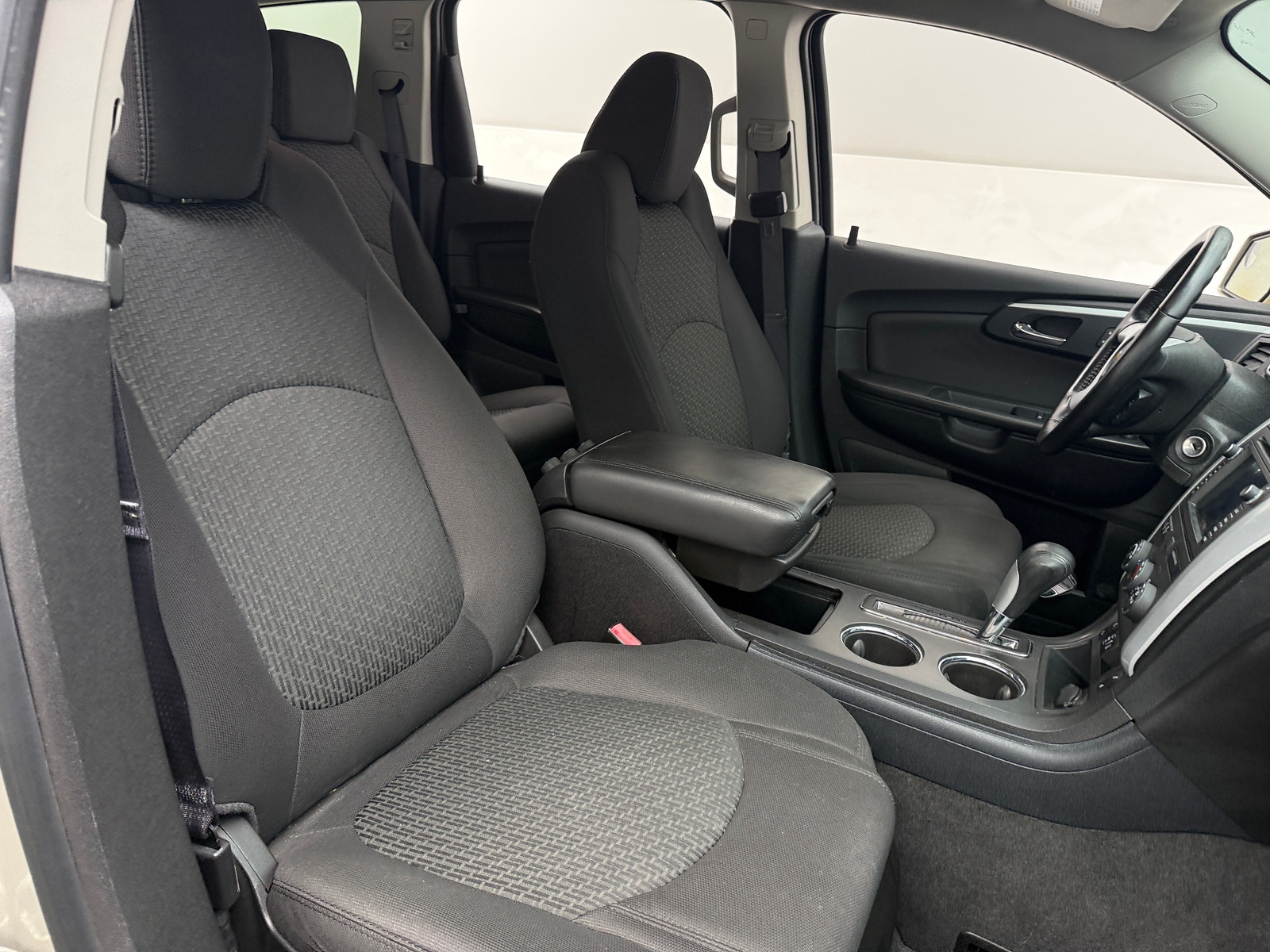 Thumbnail: 2012 Chevrolet Traverse - 2