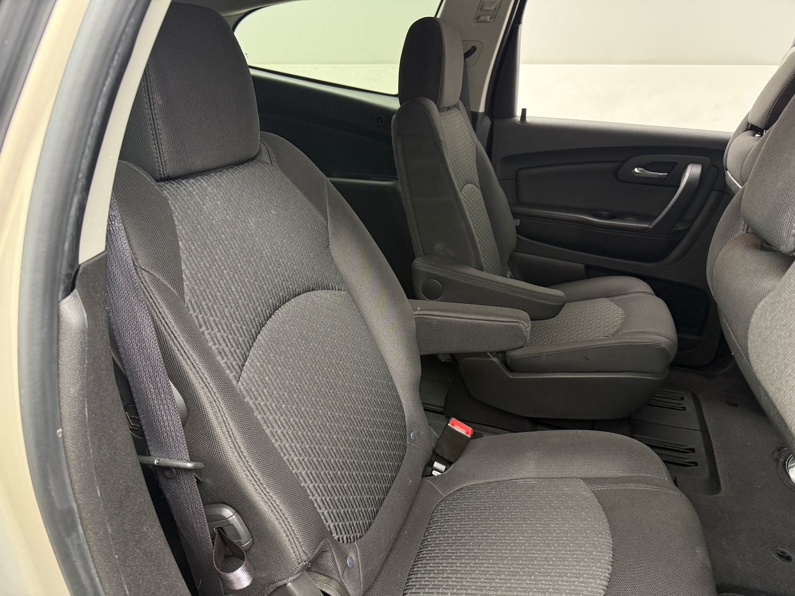 Thumbnail: 2012 Chevrolet Traverse - 6