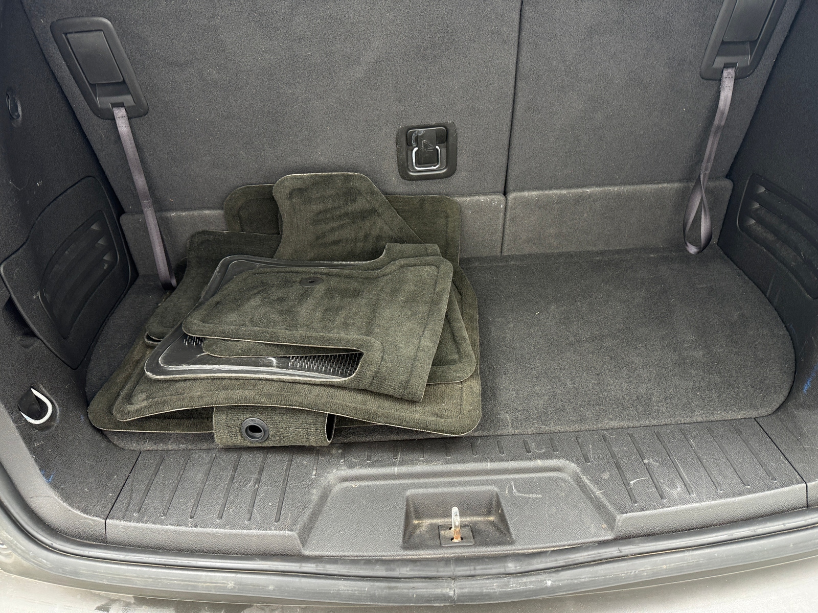 Thumbnail: 2012 Chevrolet Traverse - 7