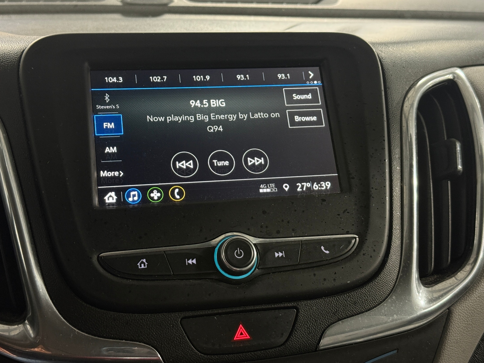 Thumbnail: 2019 Chevrolet Equinox - 4