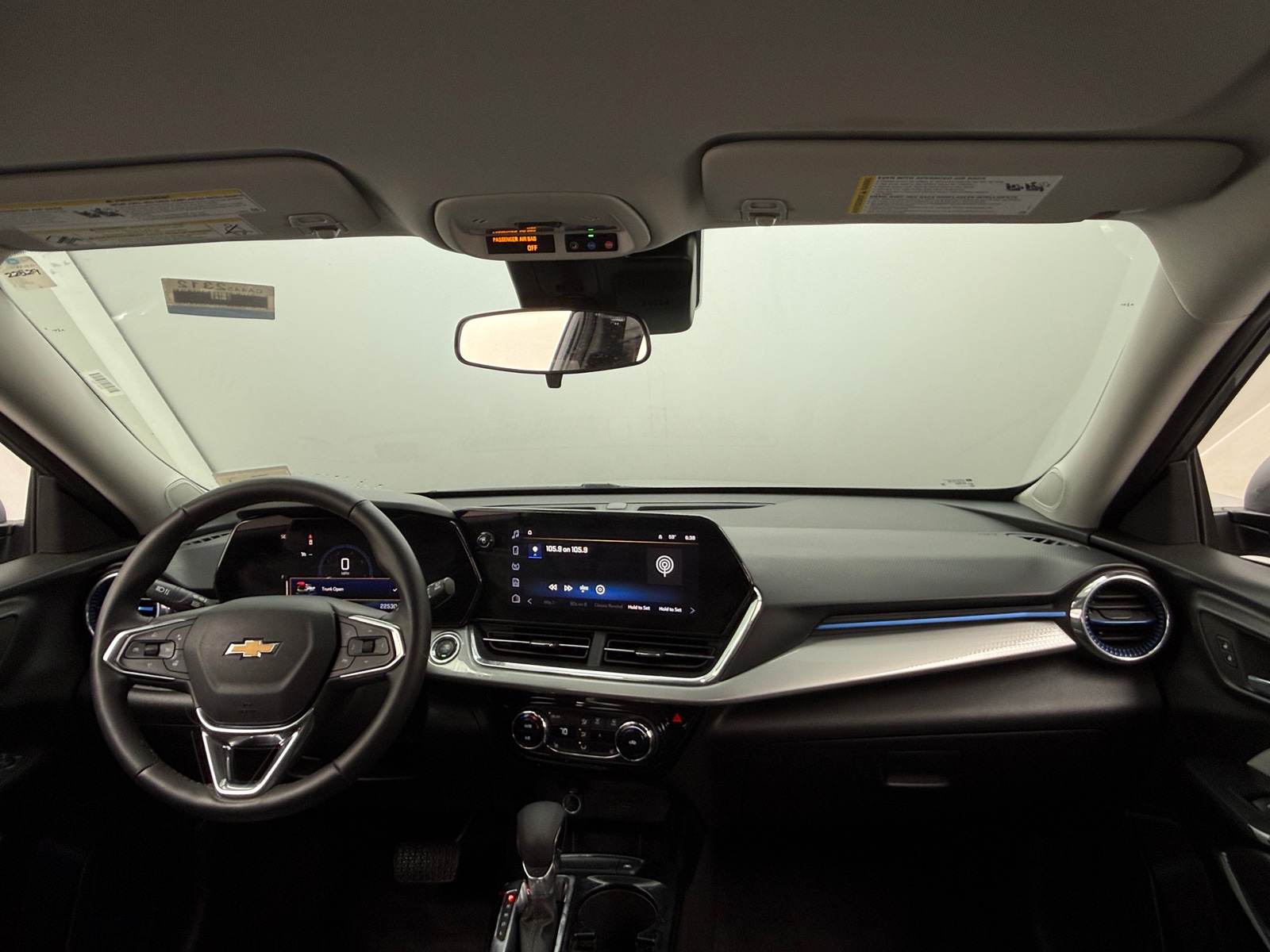 Thumbnail: 2025 Chevrolet Trax - 3