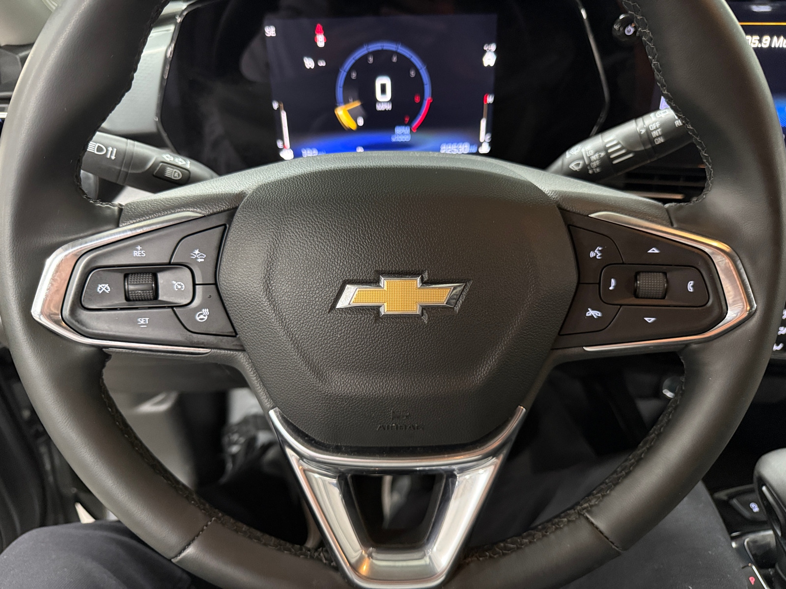 Thumbnail: 2025 Chevrolet Trax - 5