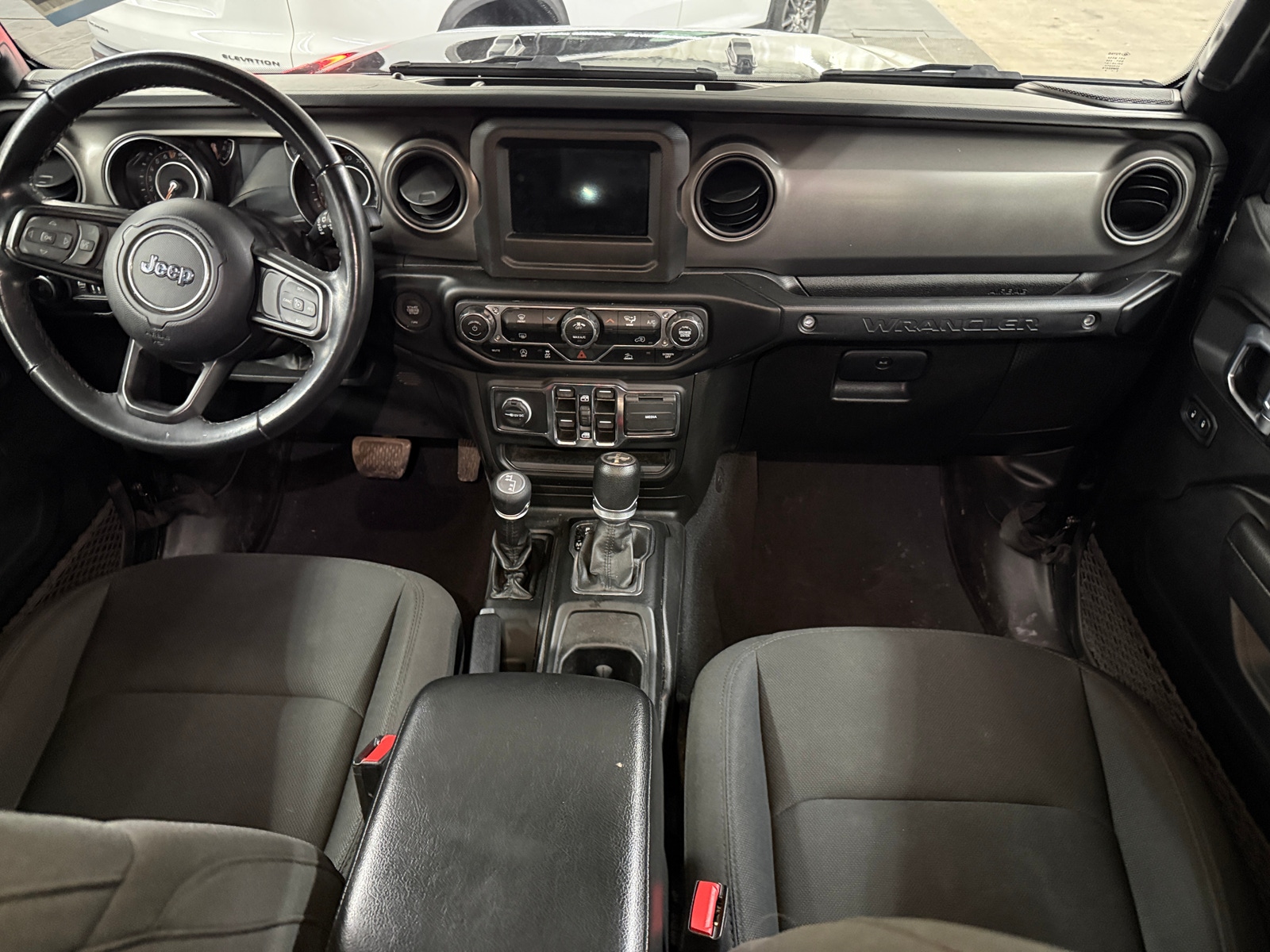 Thumbnail: 2022 Jeep Wrangler - 3