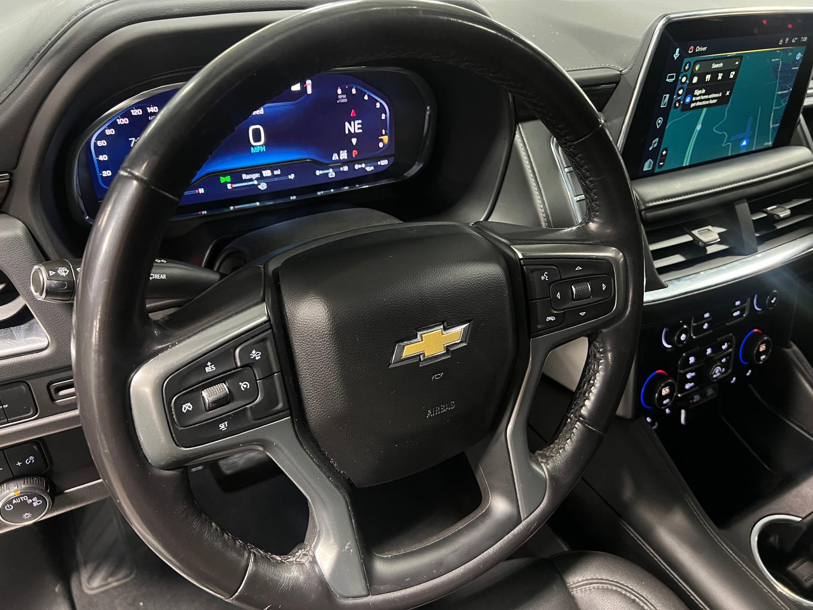 Thumbnail: 2023 Chevrolet Suburban - 4