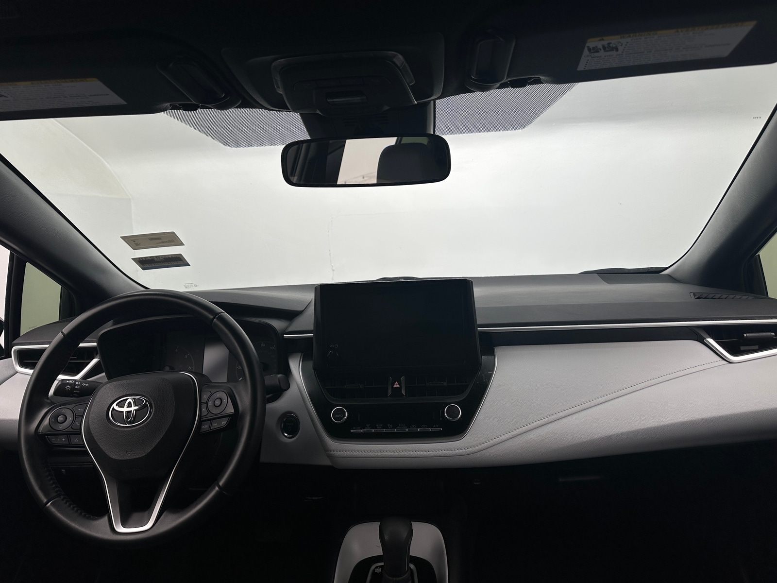 Thumbnail: 2025 Toyota Corolla - 3