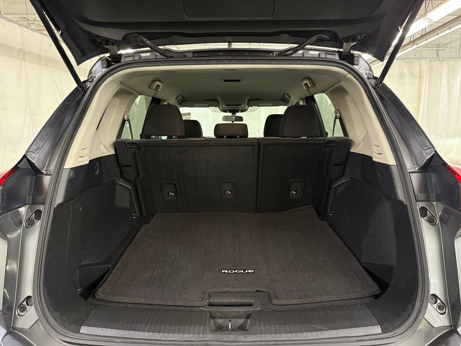 Thumbnail: 2021 Nissan Rogue - 7