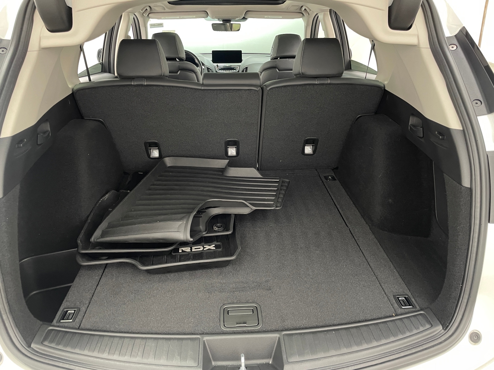 Thumbnail: 2021 Acura RDX - 6