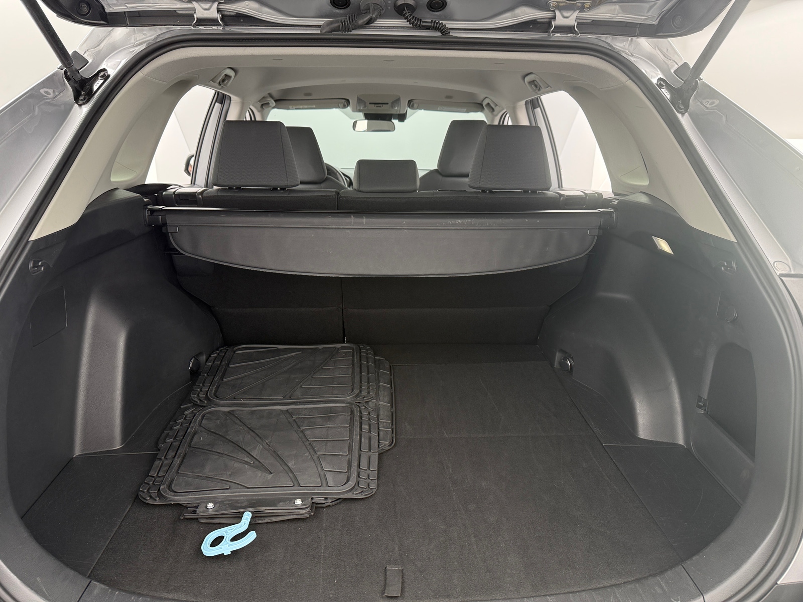 Thumbnail: 2025 Toyota RAV4 - 7