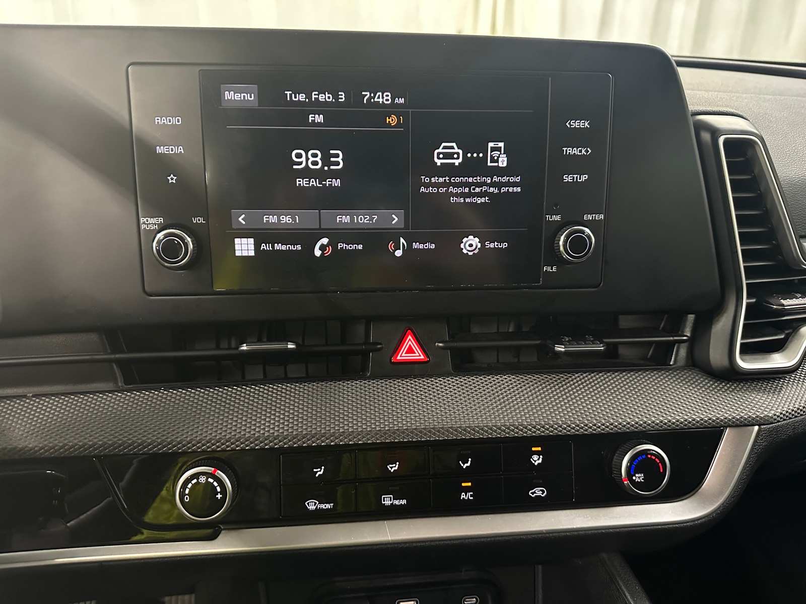 Thumbnail: 2024 Kia Sportage - 4