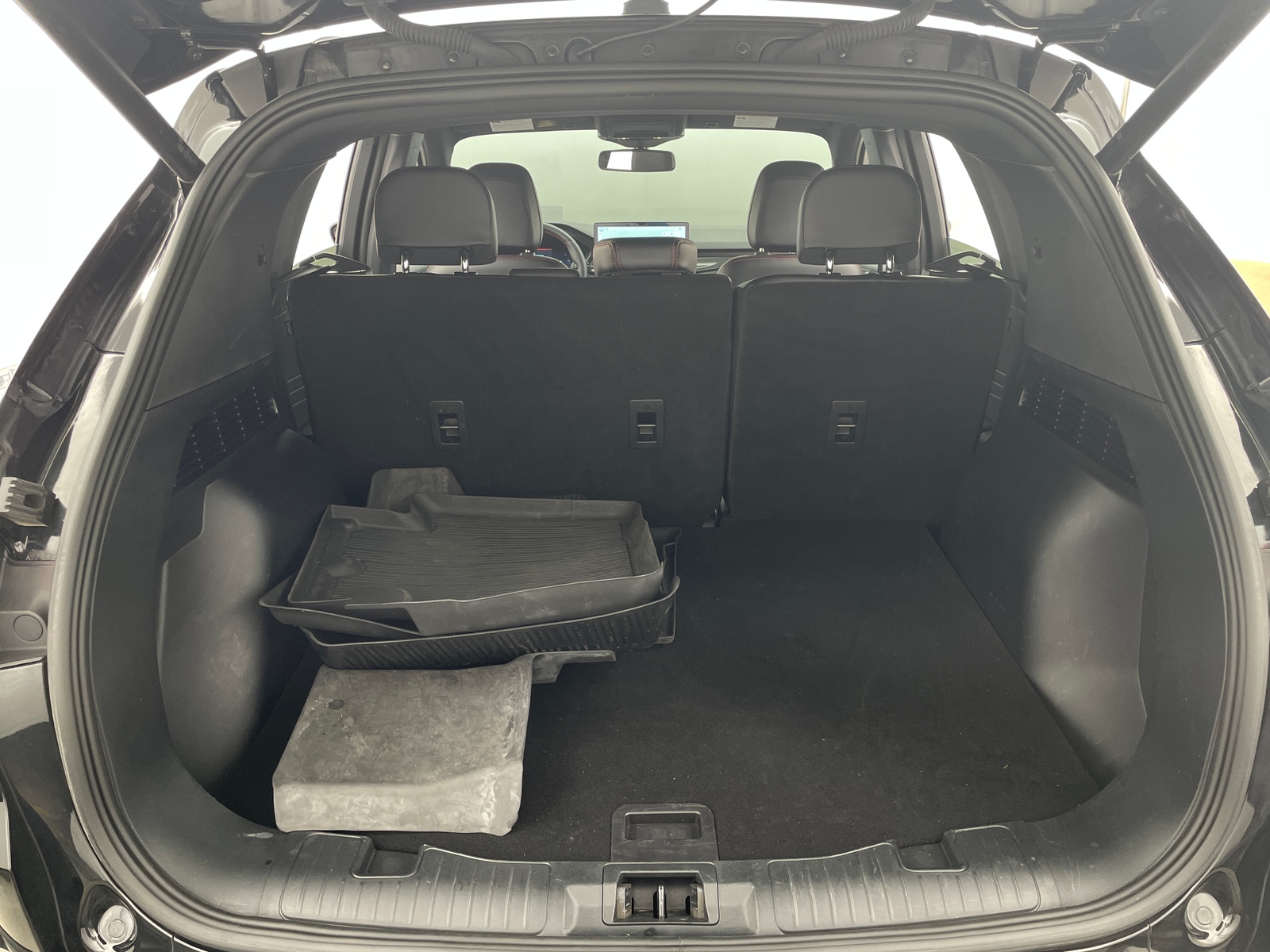 Thumbnail: 2025 Ford Escape - 7