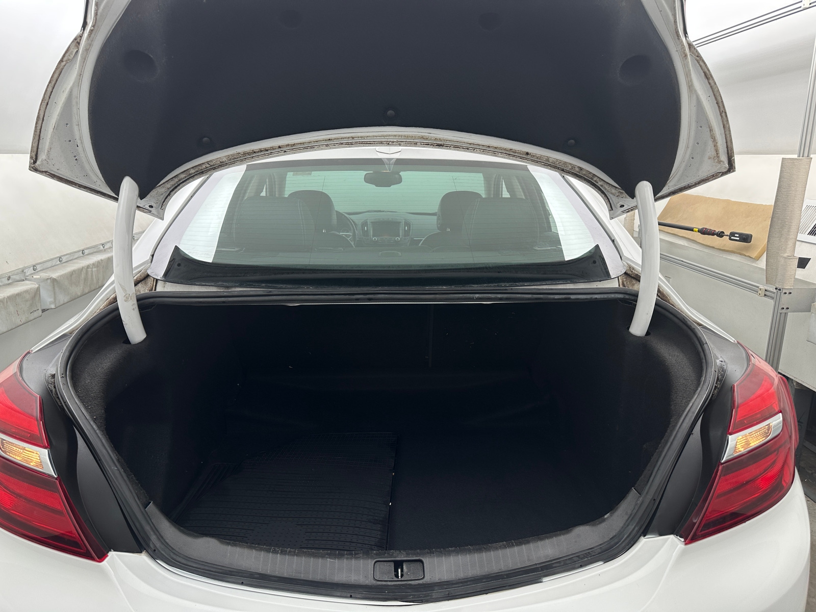 Thumbnail: 2016 Buick Regal - 6