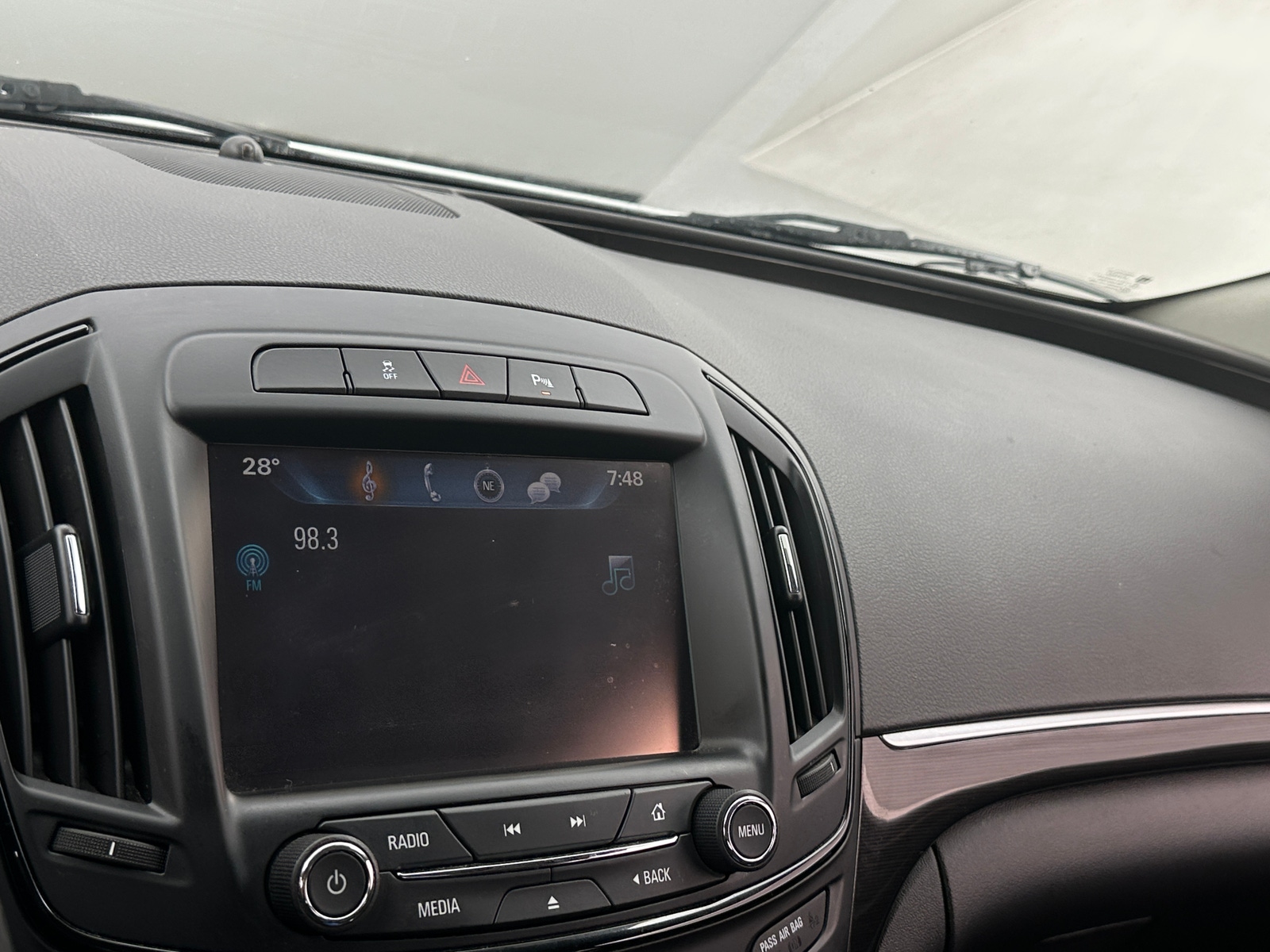 Thumbnail: 2016 Buick Regal - 3