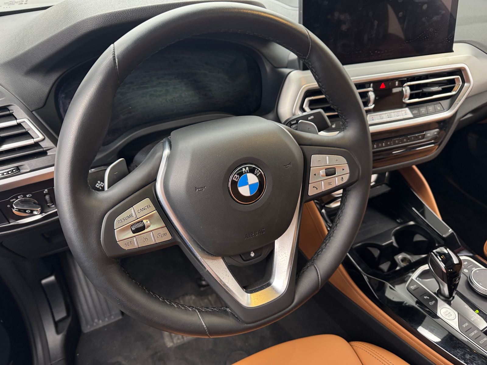 Thumbnail: 2025 BMW X4 - 4