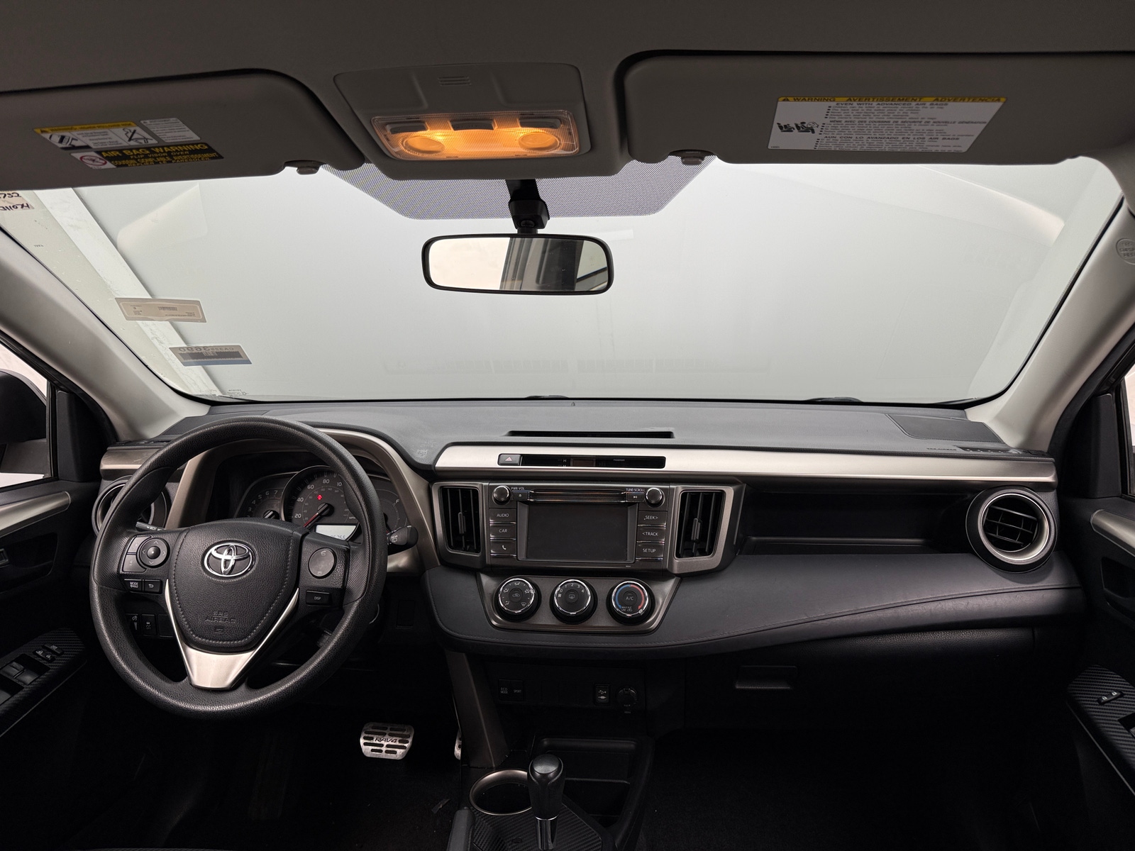 Thumbnail: 2015 Toyota RAV4 - 3