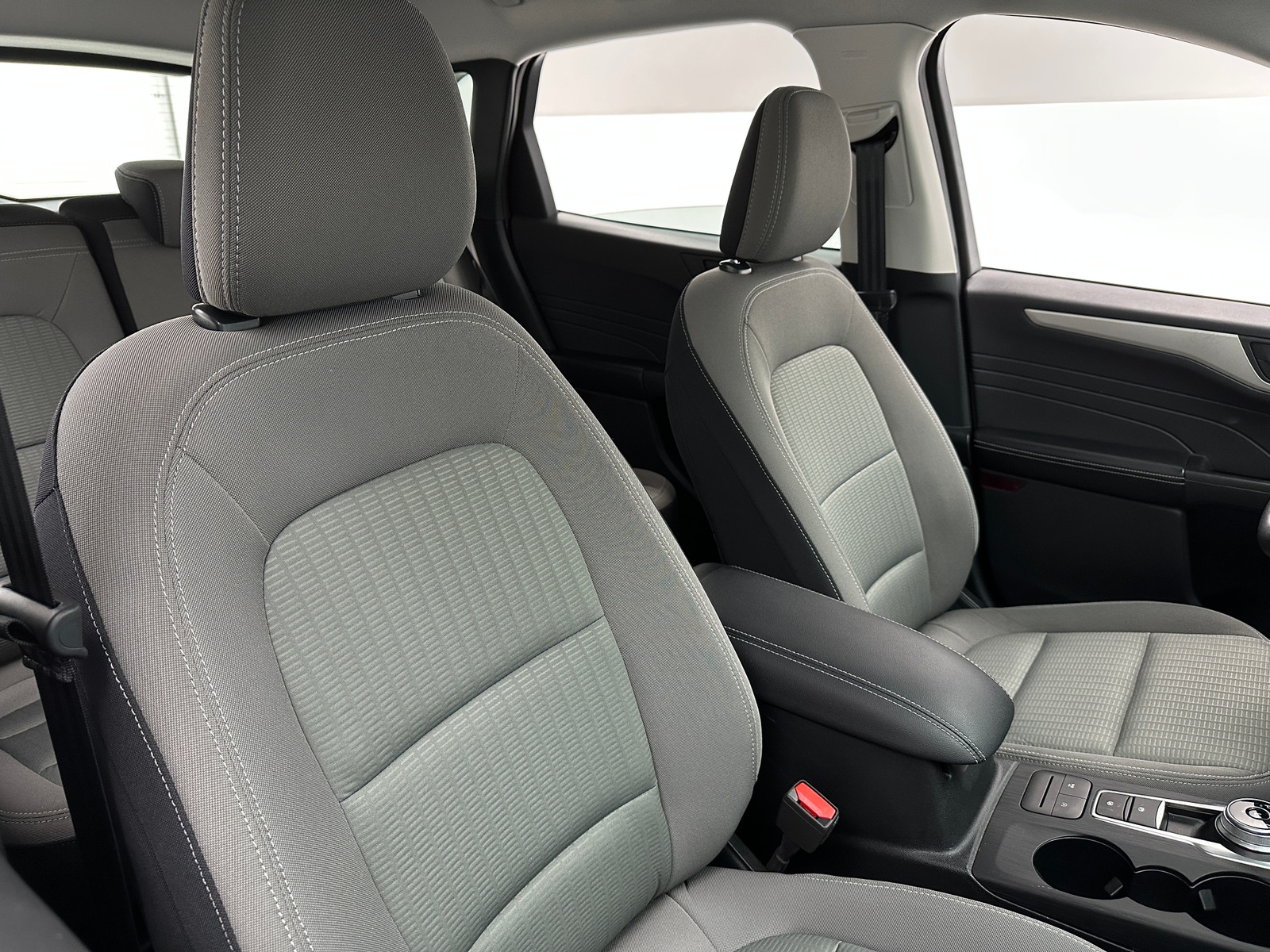 Thumbnail: 2021 Ford Escape - 2