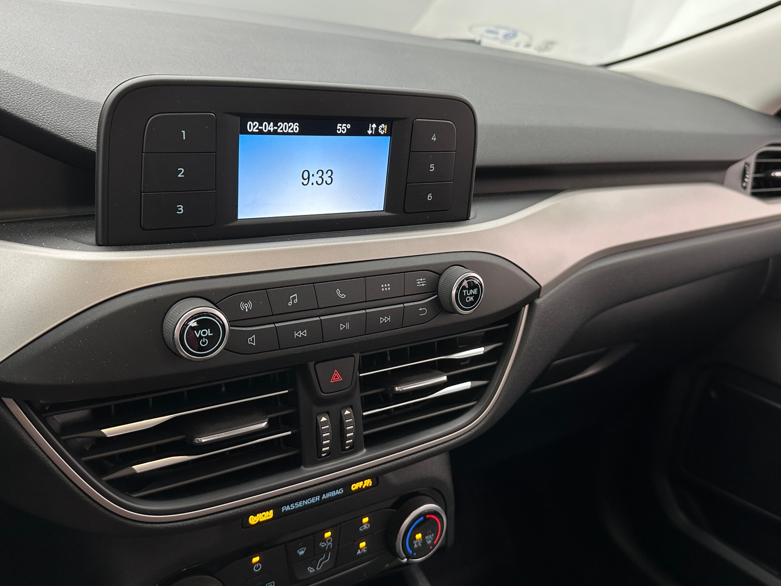 Thumbnail: 2021 Ford Escape - 4