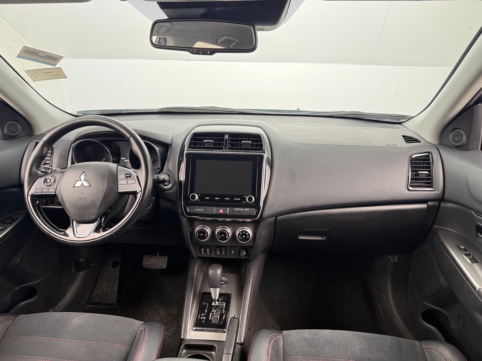 Thumbnail: 2024 Mitsubishi Outlander Sport - 2