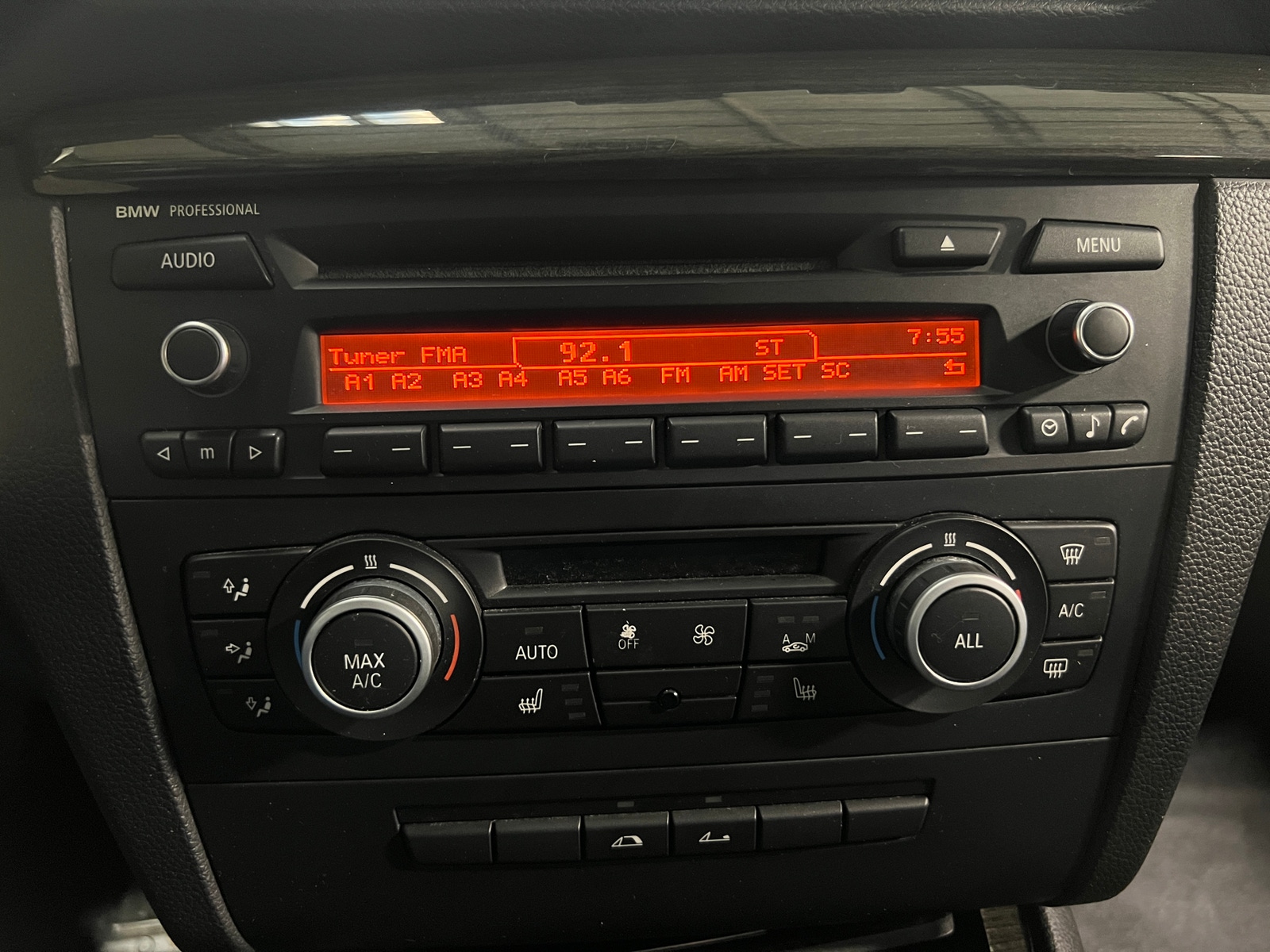 Thumbnail: 2013 BMW 1 Series - 3