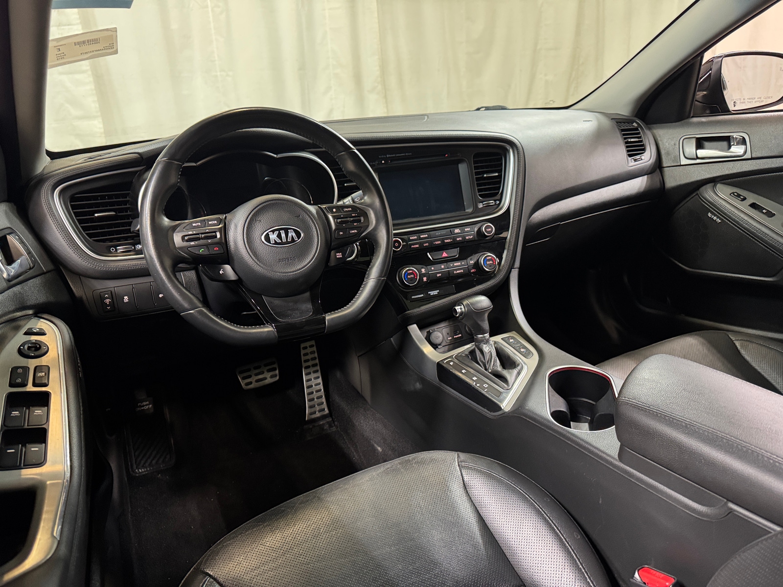 Thumbnail: 2015 Kia Optima - 2