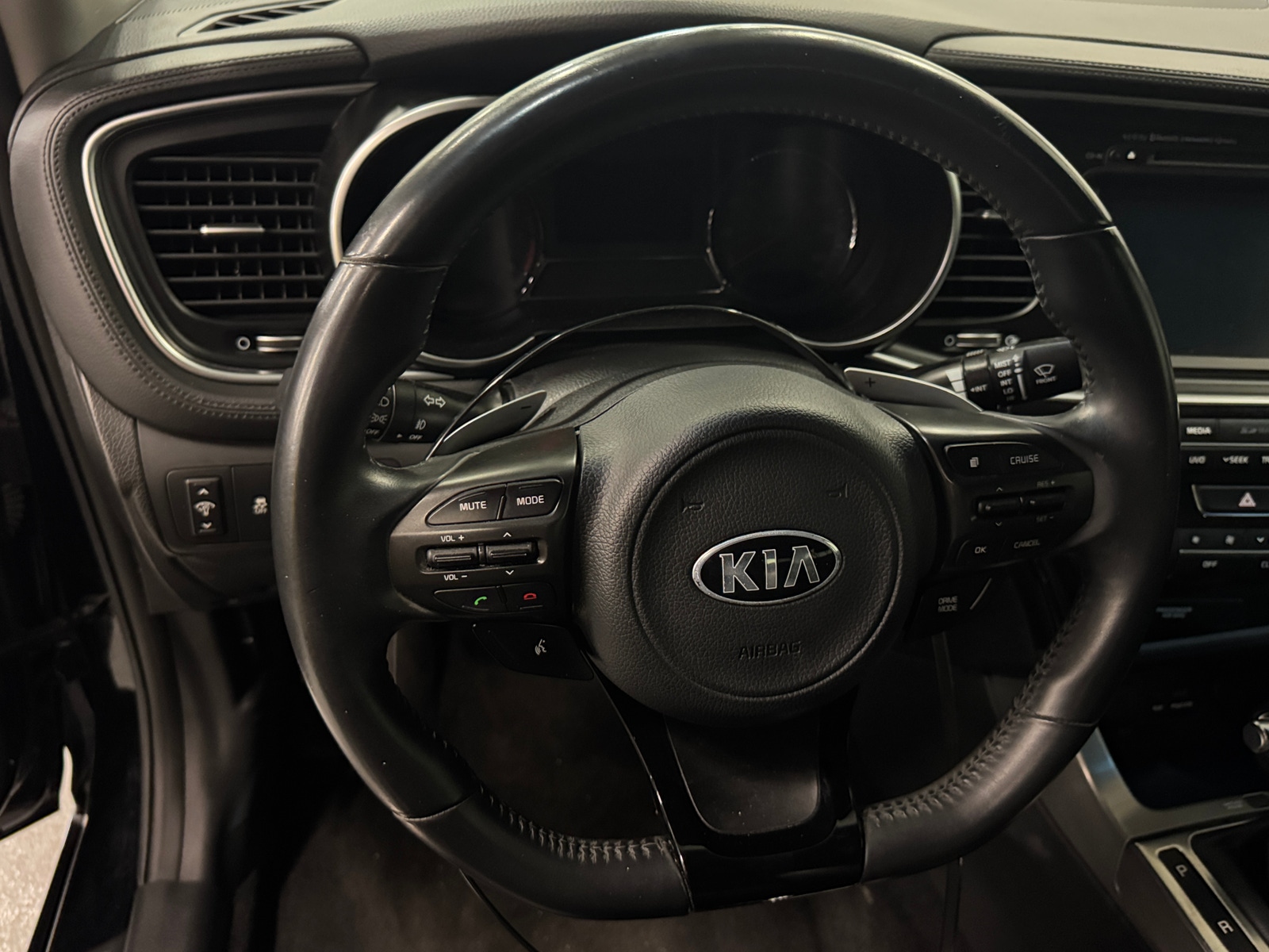 Thumbnail: 2015 Kia Optima - 4