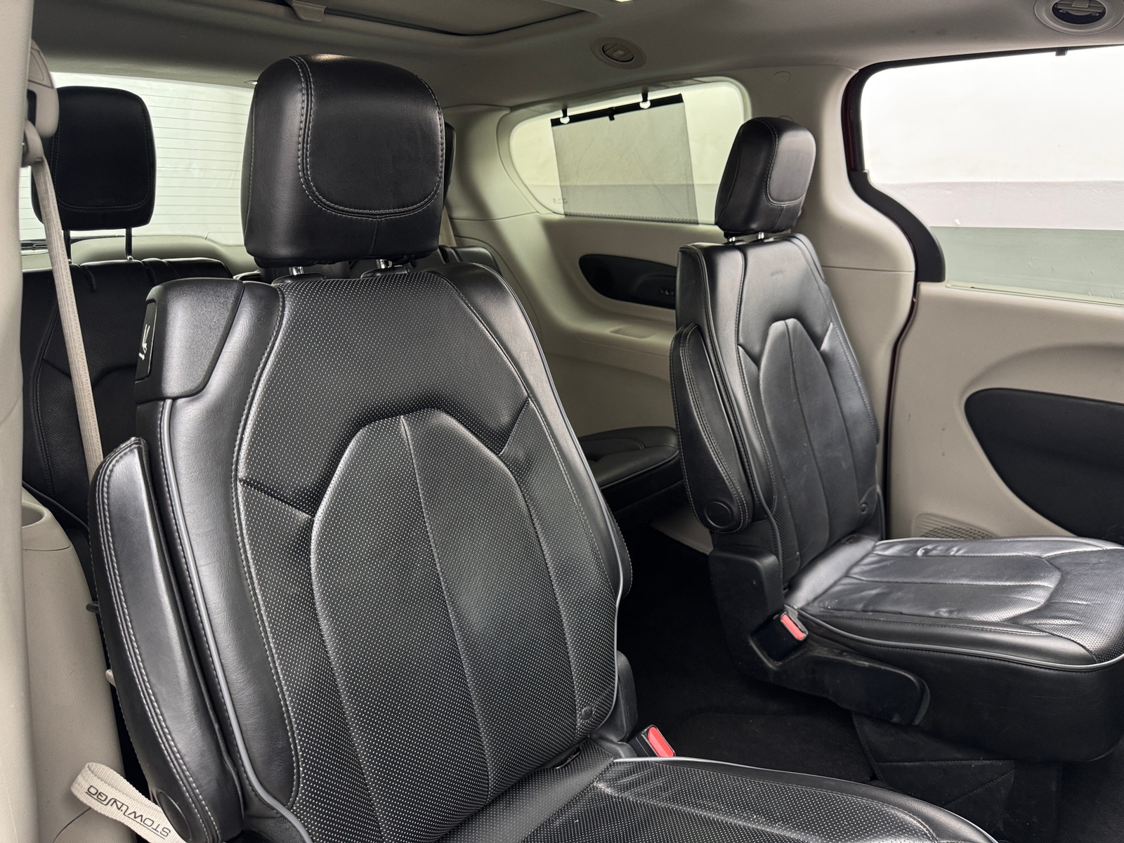 Thumbnail: 2018 Chrysler Pacifica - 5