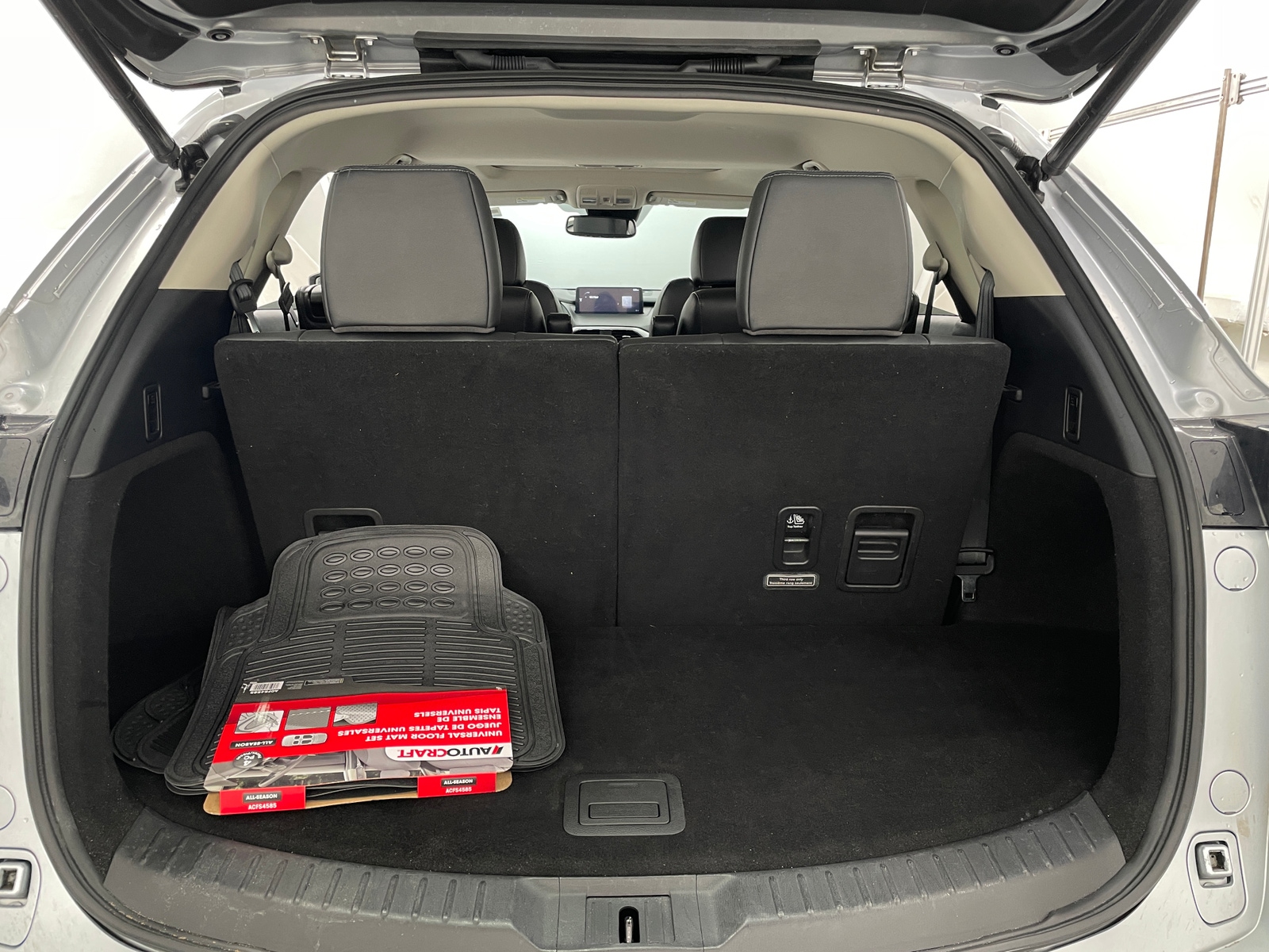 Thumbnail: 2023 Mazda CX-9 - 6