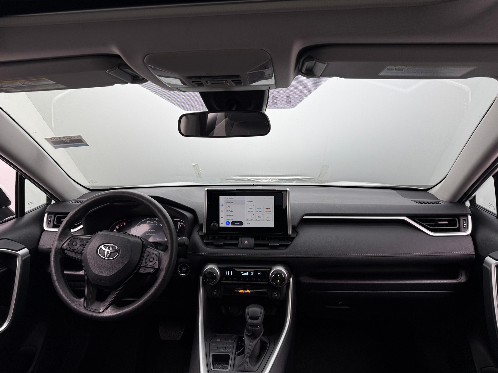 Thumbnail: 2025 Toyota RAV4 - 3