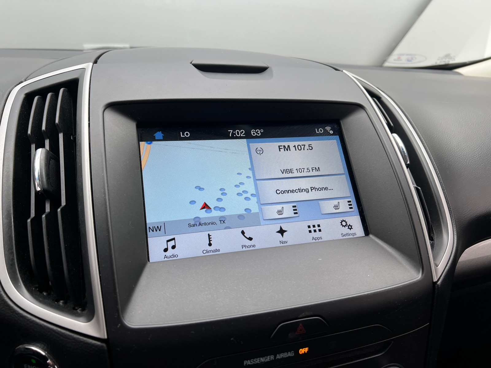 Thumbnail: 2018 Ford Edge - 3