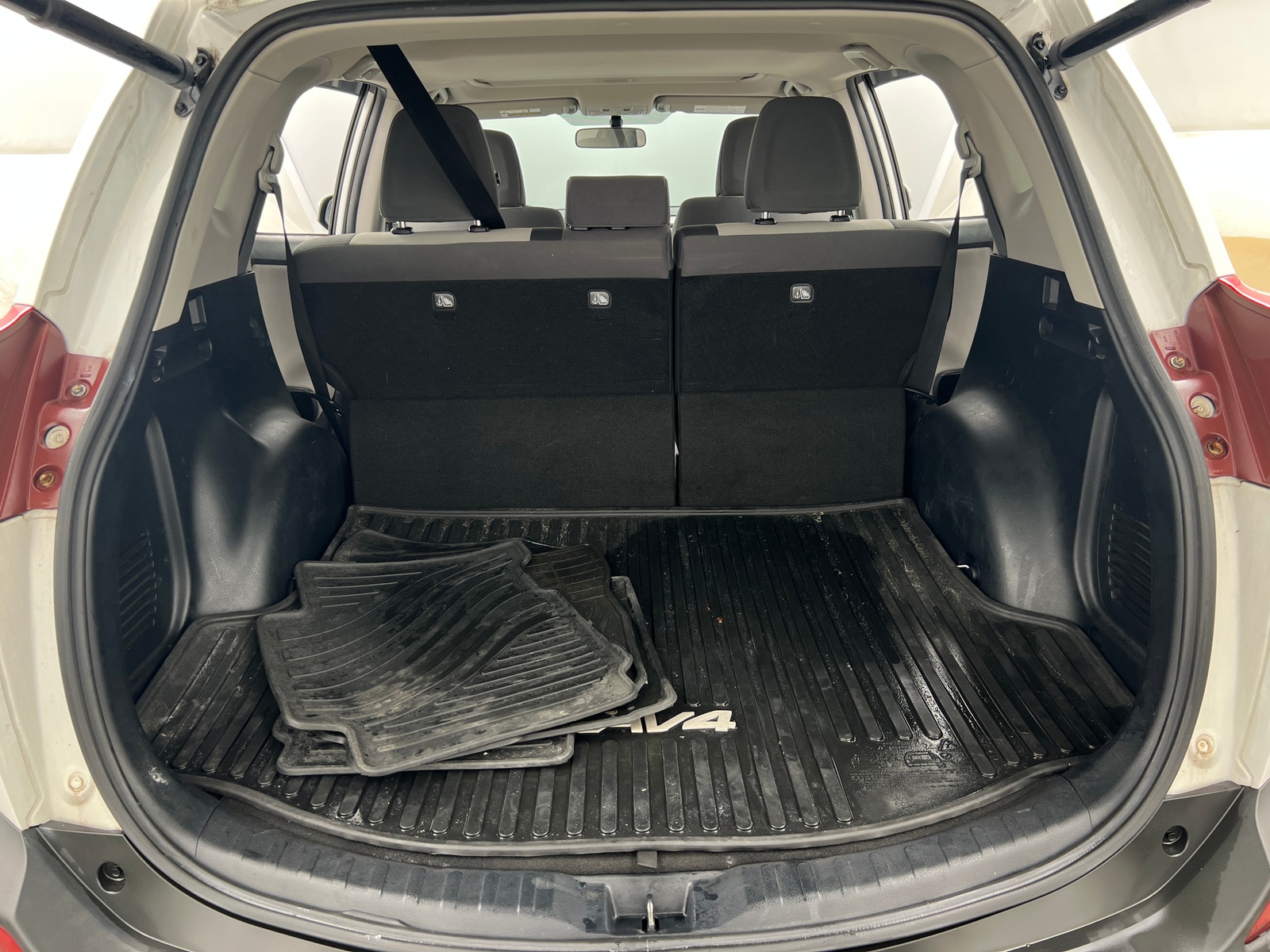 Thumbnail: 2015 Toyota RAV4 - 7