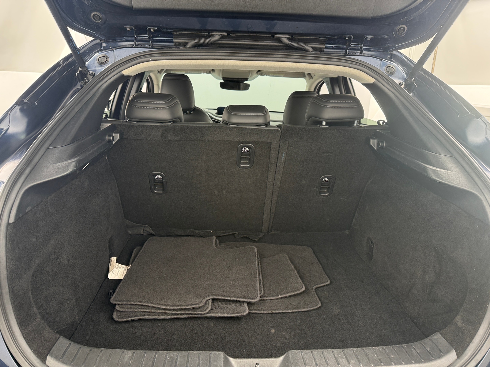 Thumbnail: 2025 Mazda CX-30 - 6