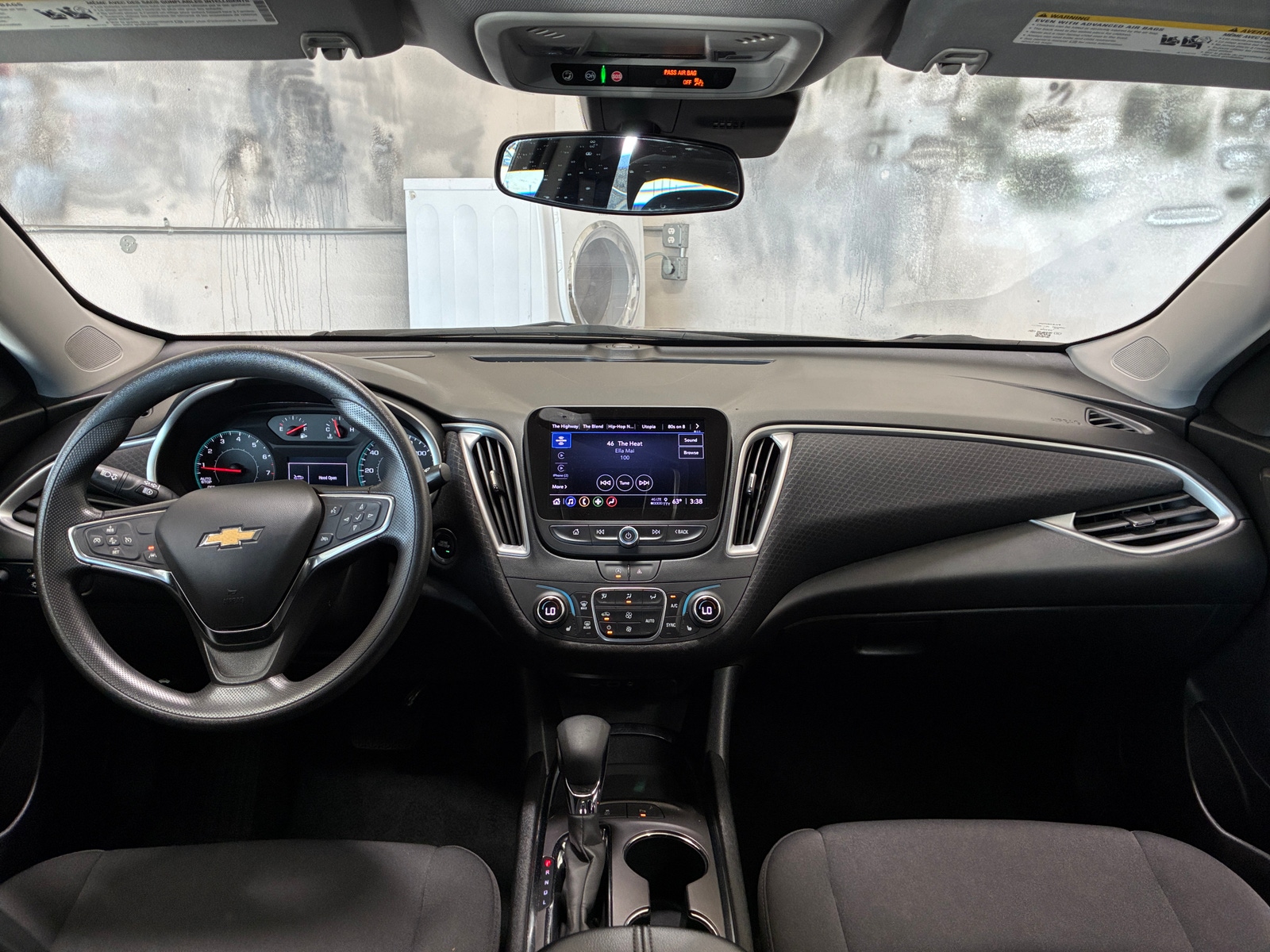 Thumbnail: 2024 Chevrolet Malibu - 3