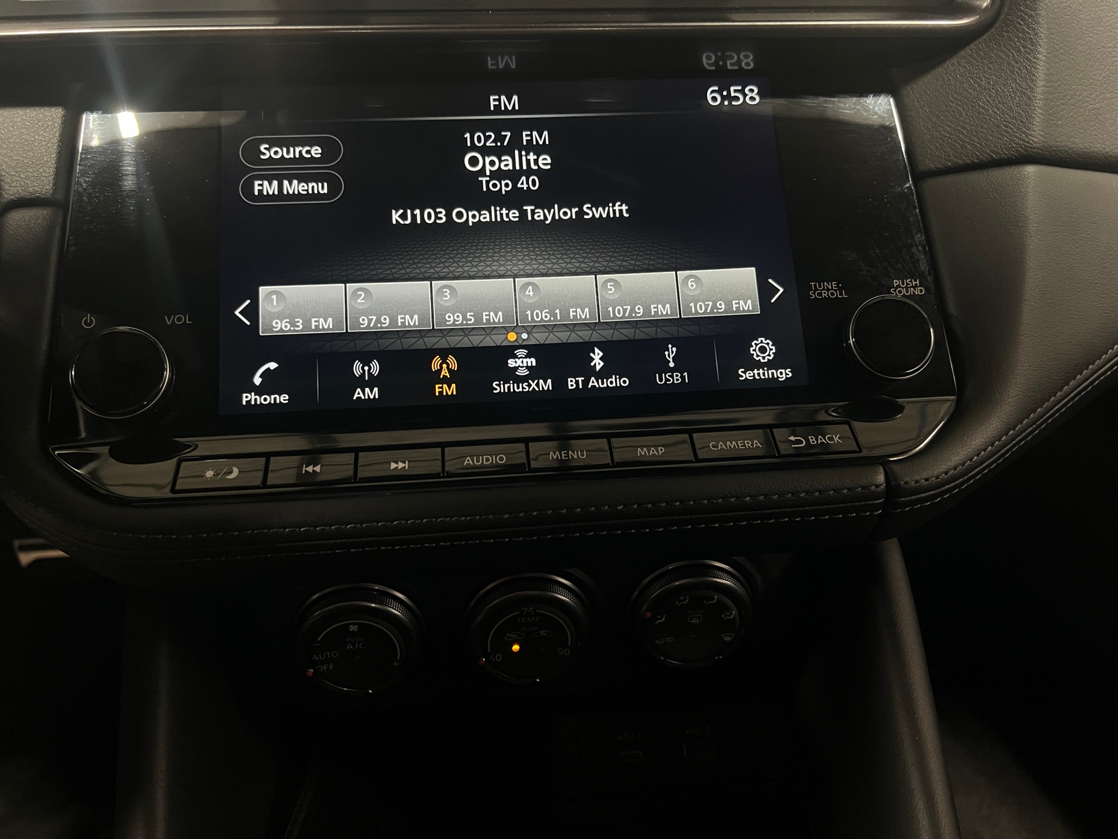 Thumbnail: 2024 Nissan Z - 2