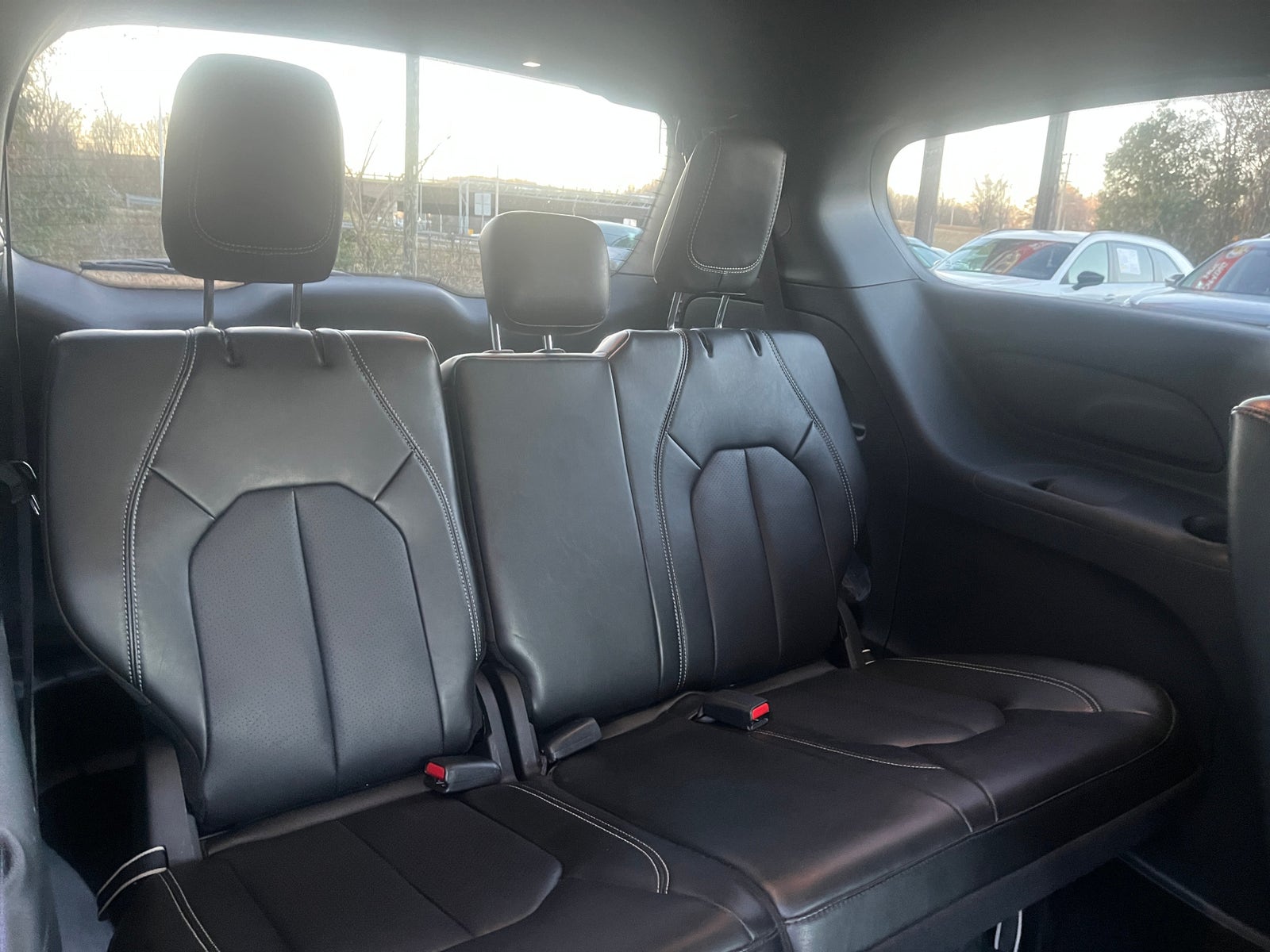 Thumbnail: 2025 Chrysler Pacifica - 6