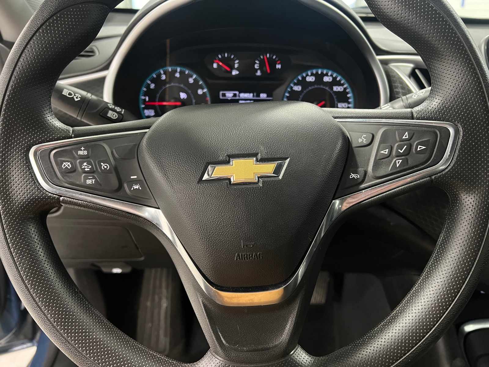 Thumbnail: 2024 Chevrolet Malibu - 5