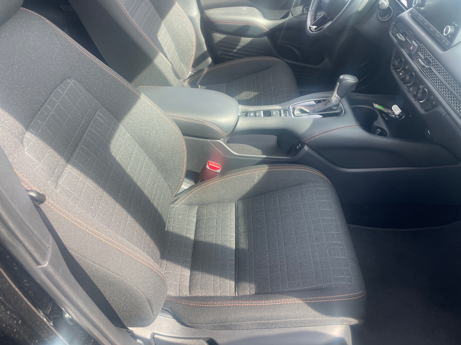 Thumbnail: 2025 Honda HR-V - 2