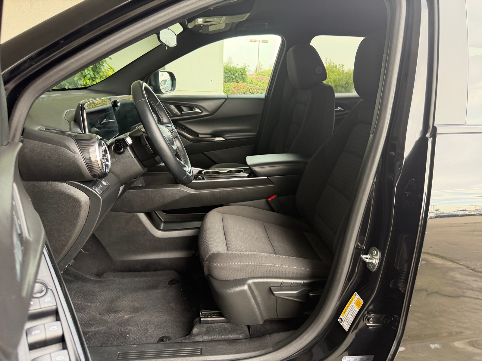 Thumbnail: 2025 Chevrolet Equinox - 2