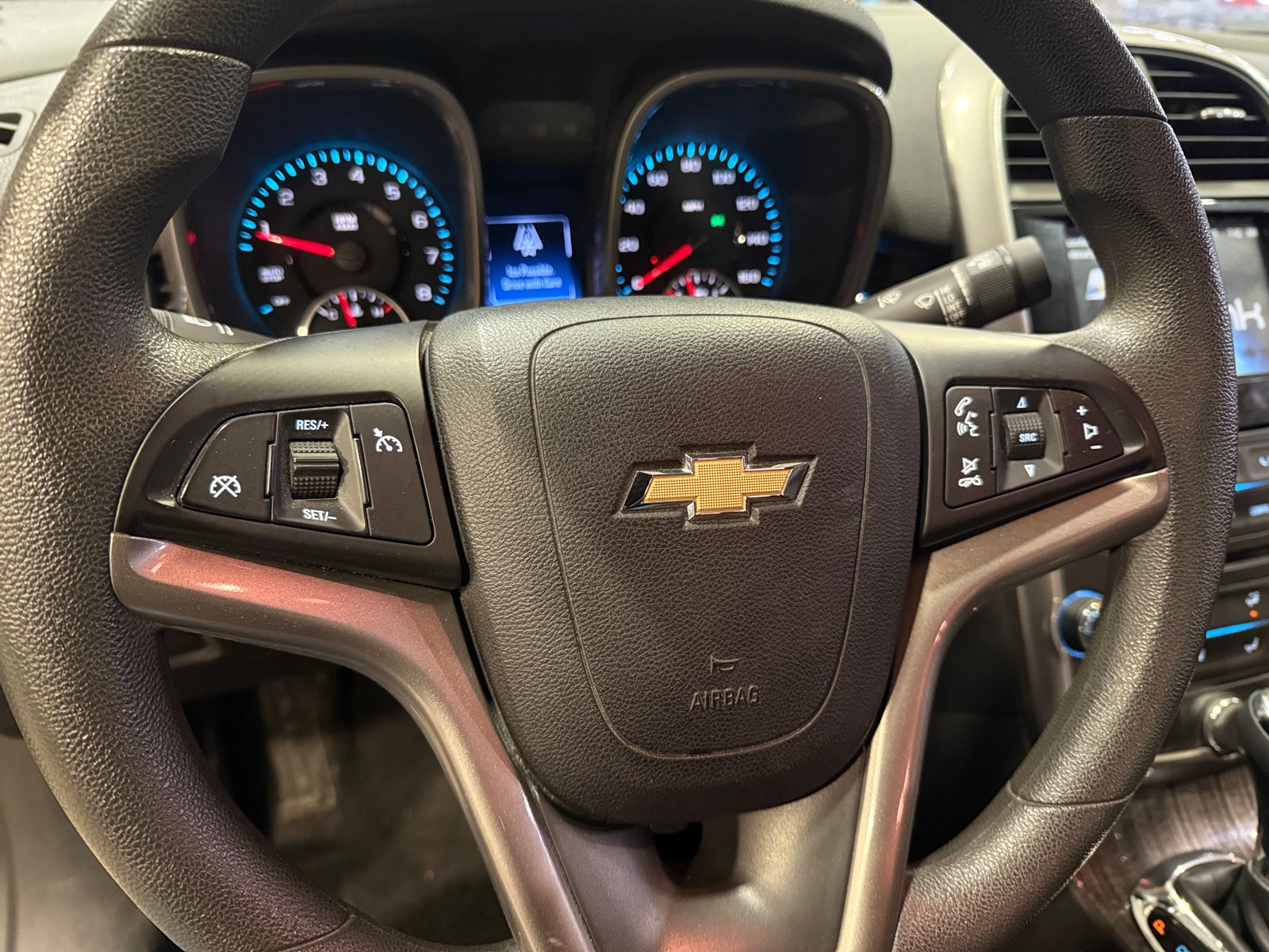 Thumbnail: 2015 Chevrolet Malibu - 5