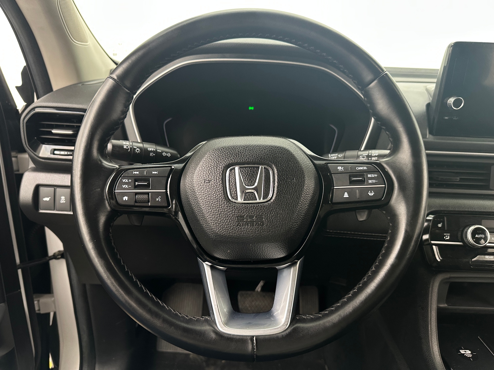 Thumbnail: 2023 Honda Pilot - 4