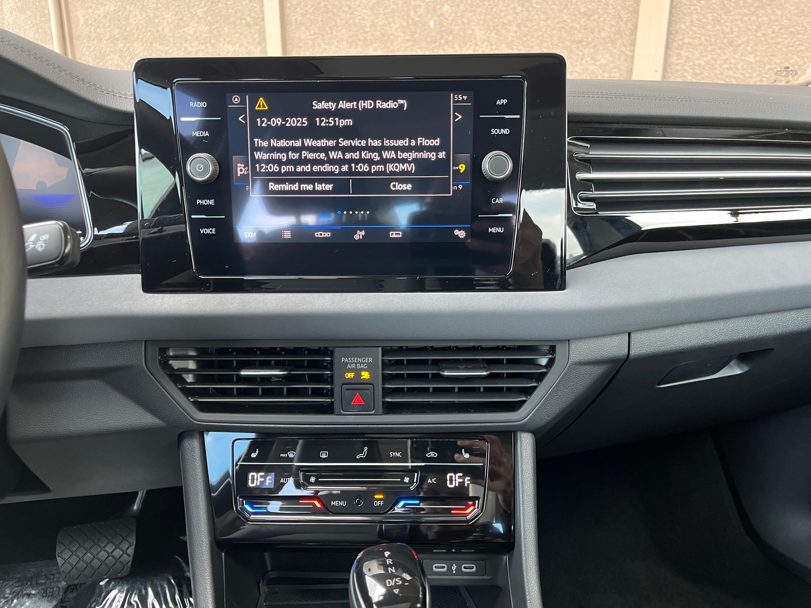 Thumbnail: 2025 Volkswagen Jetta - 4