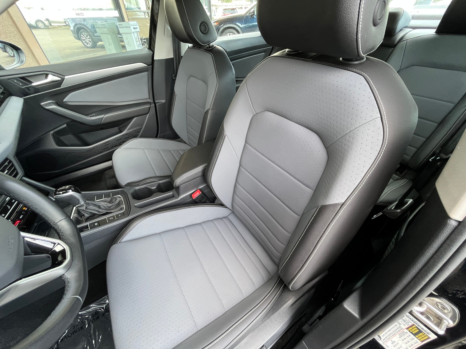 Thumbnail: 2025 Volkswagen Jetta - 2