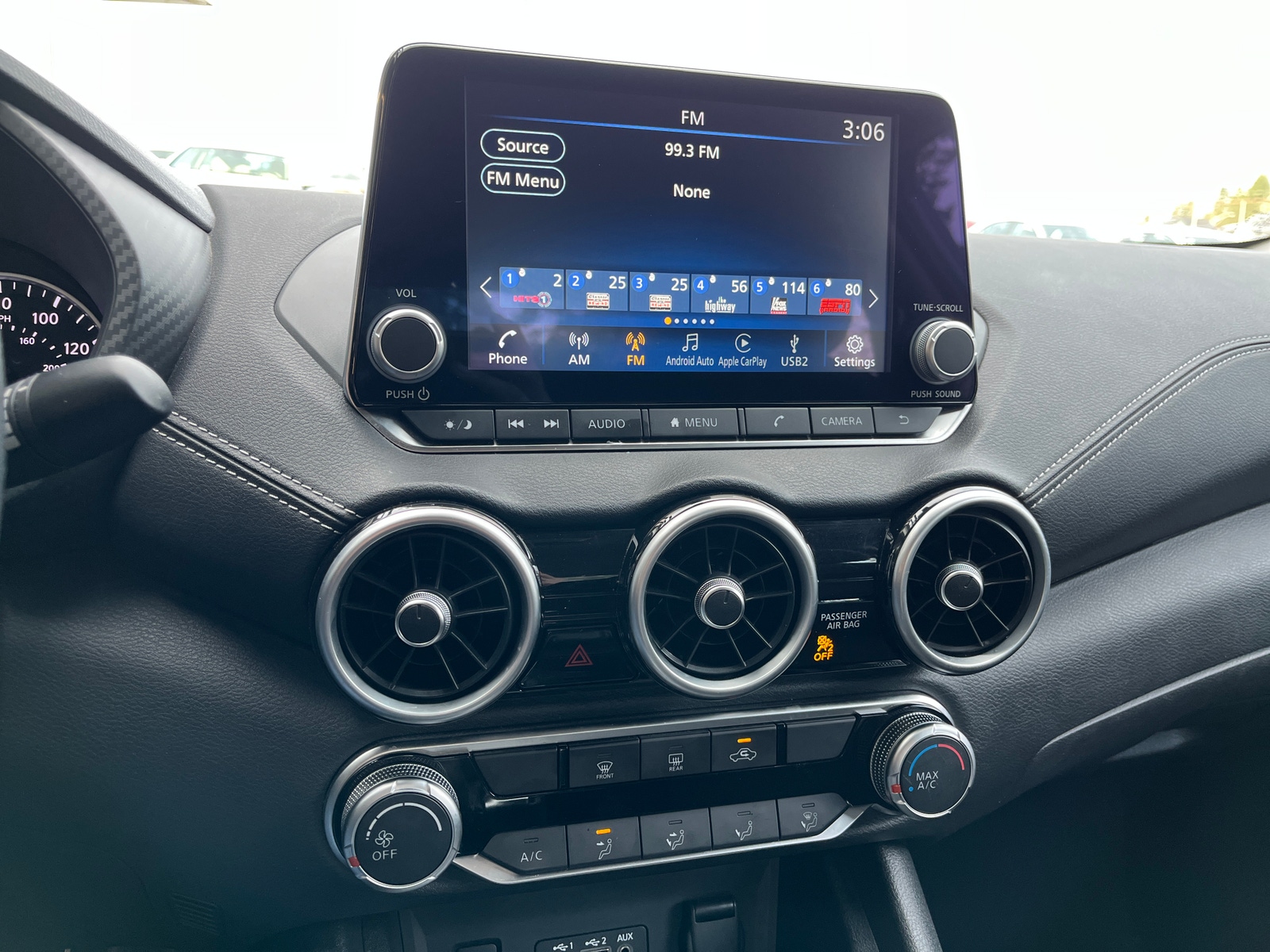 Thumbnail: 2025 Nissan Sentra - 4