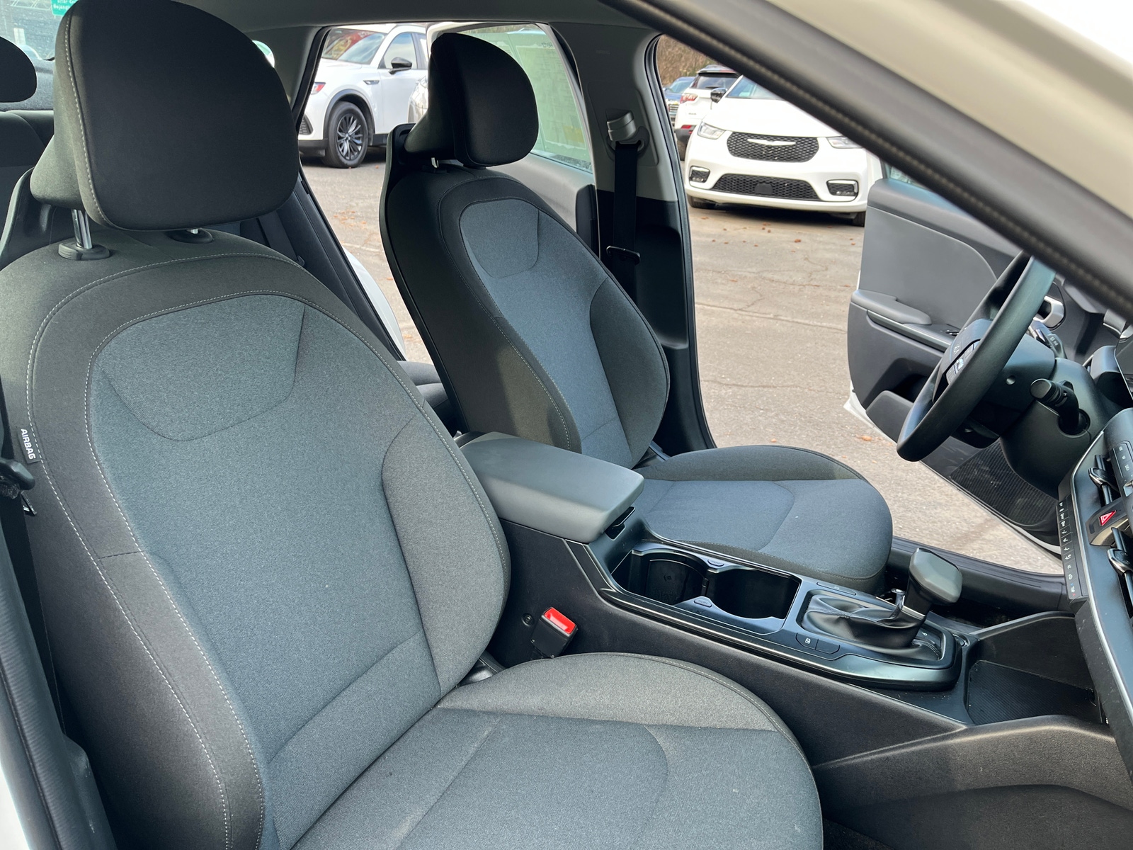 Thumbnail: 2025 Kia K4 - 2