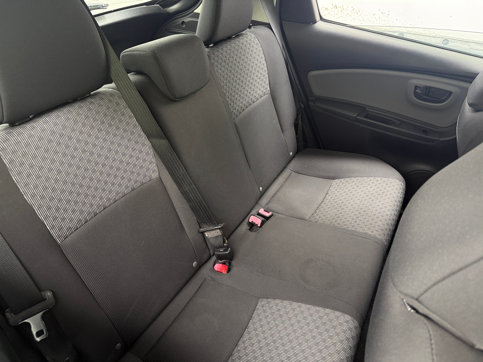 Thumbnail: 2015 Toyota Yaris - 5